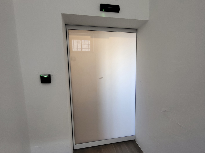 Automatické posuvné dvere